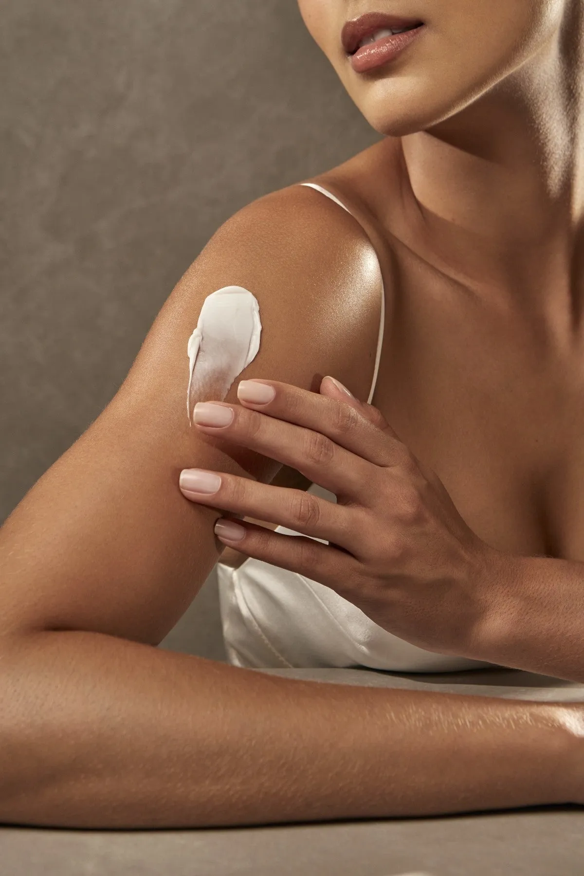 Lily Satin Body Cream